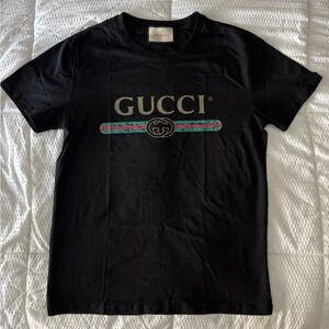 Gucci logo Black Tee